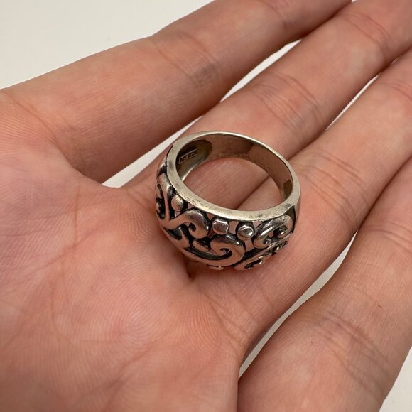 VTG Solid Sterling Silver 925 Scroll Design Tapered Band Ring Size 5.75 - Picture 11 of 15